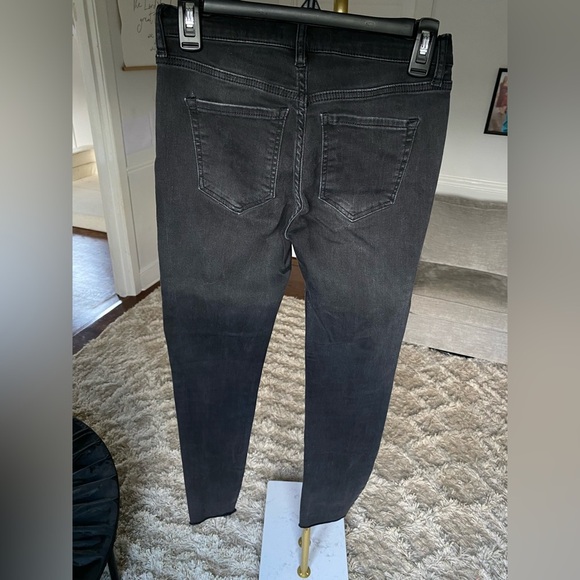 Free People Jeans Skinny High Rise Black Denim Distressed Boho Dark Academia 90s - Picture 3 of 6